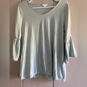 J. Jill Bell Sleeve Shirt Space Dye Pastel blue 3/4 button Sleeve Size Medium